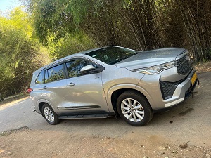 whiteboard innova for rent in bangalore, innova cabs for rent in bangalore, cheap innova for rent in bangalore, innova car rental in bangalore bengaluru karnataka, innova daily rent in bangalore